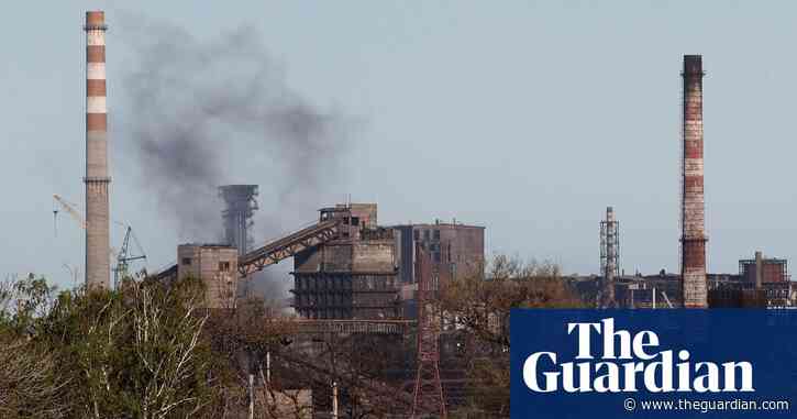 First civilians evacuated from Mariupol steelworks as Pelosi makes Kyiv visit