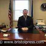 Plymouth votes unanimously to ban retail sale of marijuana - The Bristol Press