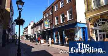 UK retail sales slump as soaring energy prices hit households - The Guardian