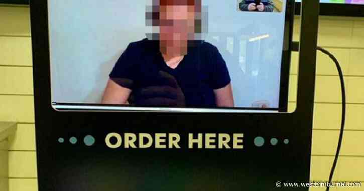 Restaurant Chain Outsources Cashiers, Now You'll Have to Order Through a Nicaraguan Call Center