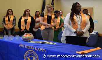 SMC's Phi Theta Kappa Chapter Inducts 17 Students - Moody on the Market