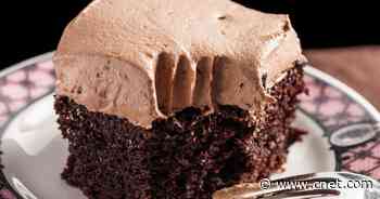 You Don't Actually Need A Knife to Cut a Cake     - CNET