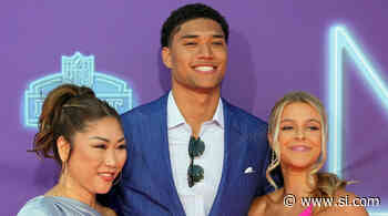 Kyle Hamilton’s Handshake With Girlfriend After Being Drafted Goes Viral - Sports Illustrated