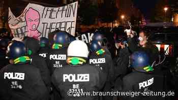 Tausende bei Demonstrationen in Berlin und Hamburg