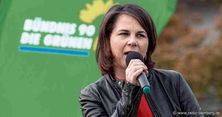 Baerbock: Ohne schwere Waffen wäre Leid der Ukrainer größer 