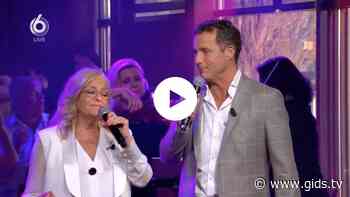 Zien: Corry Konings en John de Bever zingen Een Vriend voor het Leven in HLF8 - Gids.tv