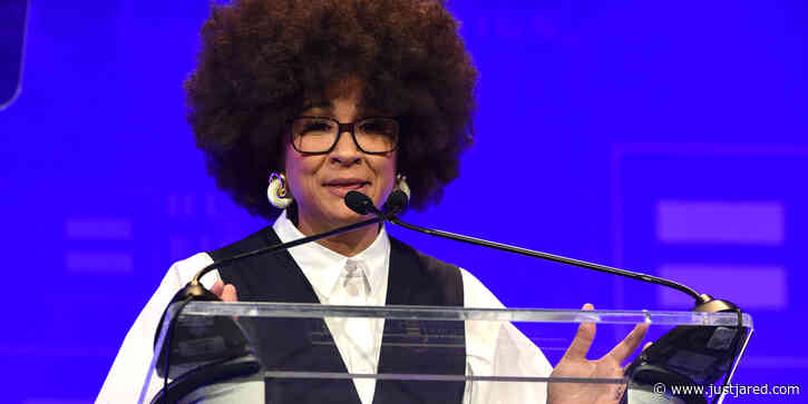 Bridgerton's Golda Rosheuvel Accepts Equality Award at HRC 2022 Dinner