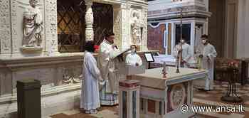 San Bernardino da Siena, oggi rito di chiusura dell'urna - Agenzia ANSA