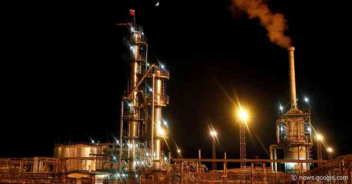 EU leans towards Russian oil ban by year-end, diplomats say - Reuters