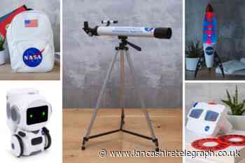 NASA gifts , gadgets and merchandise perfect for space lovers from IWOOT, Firebox and more