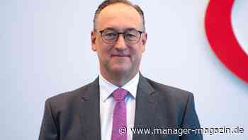 Infineon: Vertriebsvorstand Helmut Gassel, Andreas Urschitz wird sein Nachfolger