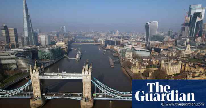 Staff at London law firm can work from home full-time – if they take 20% pay cut