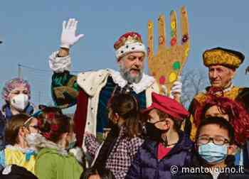 Migliaia di persone a Castel Goffredo per il ritorno del Carnevale ei 150 anni di Re Gnocco - Mantovauno.it