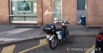 Sesto San Giovani, lo scooter elettrico nel parcheggio riservato ai portatori di handicap - Corriere Milano