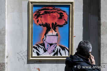 A Roma 'trauma atomico' di Papa Francesco, è opera street art - Agenzia ANSA