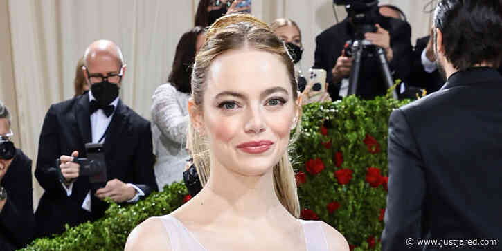 Emma Stone Embodies Flapper-Era Glamour at the Met Gala 2022