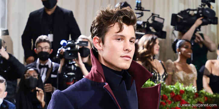 Shawn Mendes Wears a Tommy Hilfiger Coat on the Met Gala 2022 Red Carpet