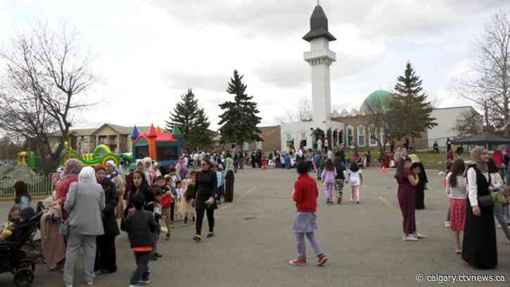 Calgarians celebrating Eid hope it can be a provincial holiday some day soon