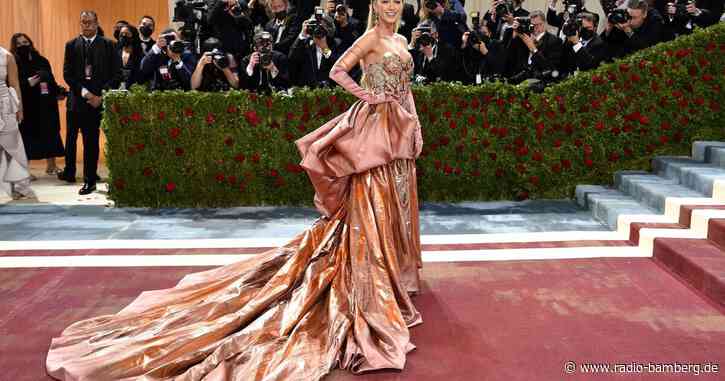 «Vergoldeter Glamour»: Stars feiern Mode im Met-Museum