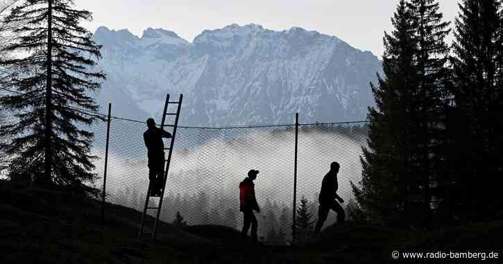 16-Kilometer-Zaun um Schloss Elmau wird für G7 errichtet