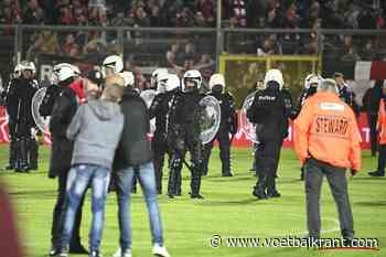 Nieuw plan om ongeregeldheden in stadion te voorkomen is bijna klaar: hoogwaardige camera's, strengere toegangscontrole...