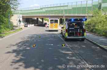 POL-ME: 24-jähriger Radfahrer bei Alleinunfall schwer verletzt - Velbert - 2205021