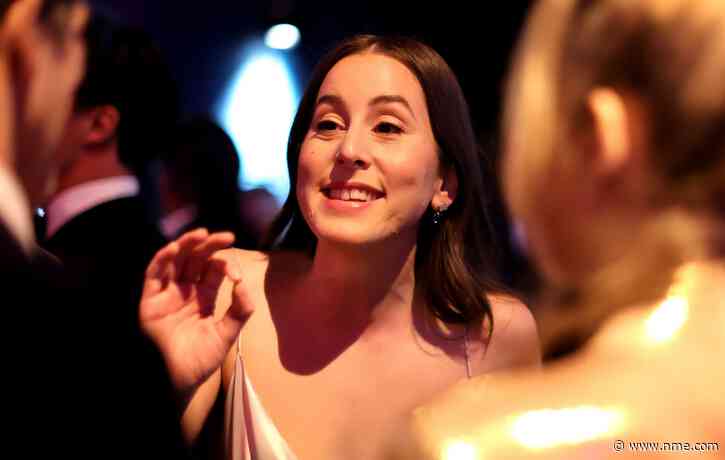 Alana Haim covers ‘A Goofy Movie’ track at fan’s request