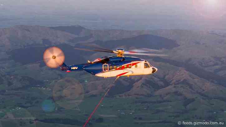 Watch as a Helicopter Catches a Falling Rocket Booster (Then Drops It in the Ocean)