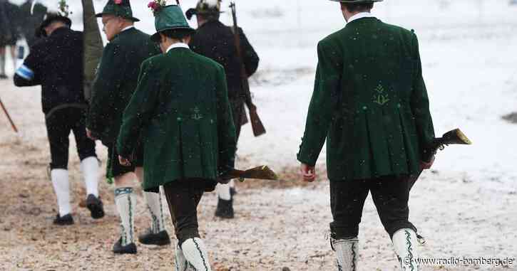 Gebirgsschützen feiern wieder großen Patronatstag mit Söder