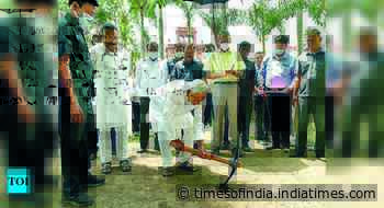 Expedite work at science city, transport complex: CM - Times of India