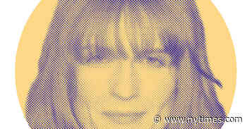 Florence Welch Thrives on Horror. And She Still Wants to Smell You.