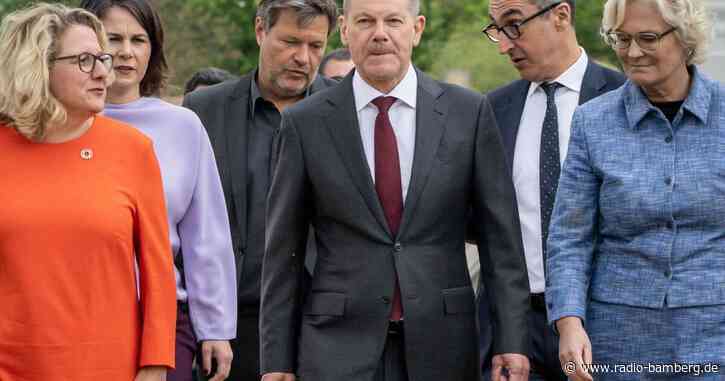 Habeck, Baerbock und Özdemir beliebteste Politiker