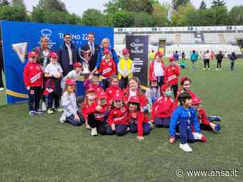 Calcio: trofeo Champions femminile fa tappa a Vercelli - Piemonte - Agenzia ANSA