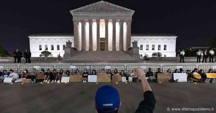 Usa, la Corte suprema potrebbe cancellare il diritto sull’aborto. Almeno 24 Stati pronti ad abolire l’accesso all’interruzione di gravidanza