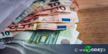 Uno stipendio in più all'anno con il taglio del cuneo fiscale: ecco per quali lavoratori - Money.it