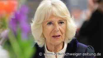 "Habe eine ganze Sammlung": Camilla kauft Queen-Gedenktasse