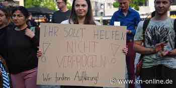 Nach Tod eines Mannes bei Polizeikontrolle: Hunderte demonstrieren gegen Polizeigewalt