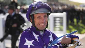 Damien Oliver opens Warrnambool May racing carnival account aboard Bermadez - The Standard