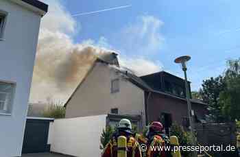 FW Düren: Zwei Personen bei Wohnhausbrand durch Feuerwehr gerettet