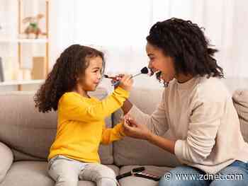 The 12 best tech gifts for mom under $100