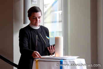 VIDEO: North Vancouver community gathers in solidarity with Ukraine – Saanich News - Saanich News