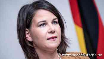 Auszeichnungen - Aachen - Ministerin Baerbock hält Laudatio bei Karlspreis-Verleihung - Gesellschaft - Süddeutsche Zeitung - SZ.de