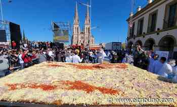 En Buenos Aires cocinaron la milanesa "más grande del mundo" - El Tribuno