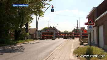 De Hofstadebrug in Boortmeerbeek is nog tot 3 juni afgesloten door herstellingswerken - ROB-tv