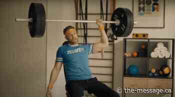 Joel McHale is so money for Mackenzie - - The Message