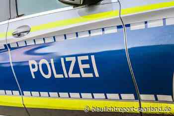 Auto in Bexbach überschlägt sich: Fahrer macht sich einfach aus dem Staub! - Blaulichtreport-Saarland
