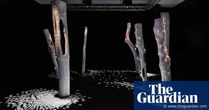 ‘A visionary in many ways’: art world mourns loss of Yolngu artist Mr Wanambi