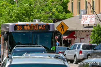 The Manitou Springs Fire Department is helping residents reduce their risk of wildfire. Here's what they're looking for. - Colorado Public Radio