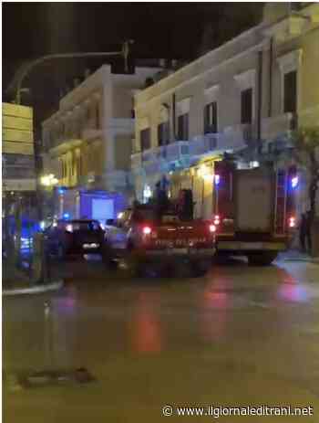 Trani, fumo da un supermercato sul corso: vigili del fuoco e forze dell'ordine in azione - Radio Bombo