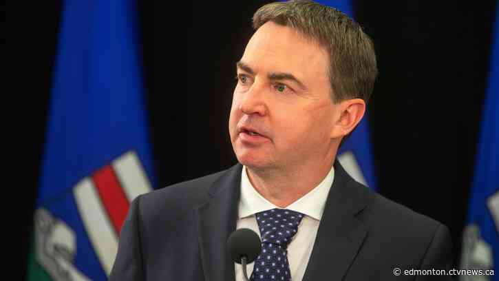 Some Albertans with diabetes losing provincial coverage for insulin pumps